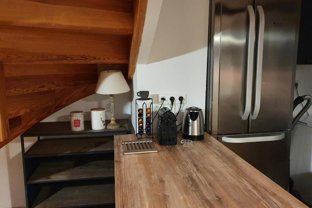 Appartement Exceptionnel 4 Etoiles Hyper Centre Albi 65 M2 Au 4Eme Etage Sans Ascenseur Avec Une Tour Du 12Eme Siecle Εξωτερικό φωτογραφία