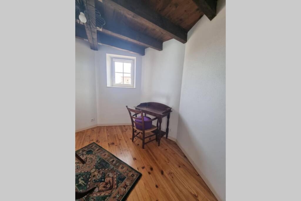 Appartement Exceptionnel 4 Etoiles Hyper Centre Albi 65 M2 Au 4Eme Etage Sans Ascenseur Avec Une Tour Du 12Eme Siecle Εξωτερικό φωτογραφία