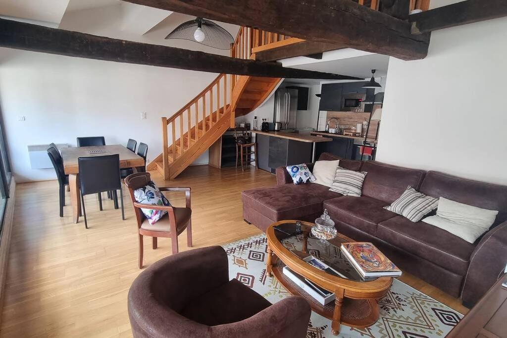 Appartement Exceptionnel 4 Etoiles Hyper Centre Albi 65 M2 Au 4Eme Etage Sans Ascenseur Avec Une Tour Du 12Eme Siecle Εξωτερικό φωτογραφία